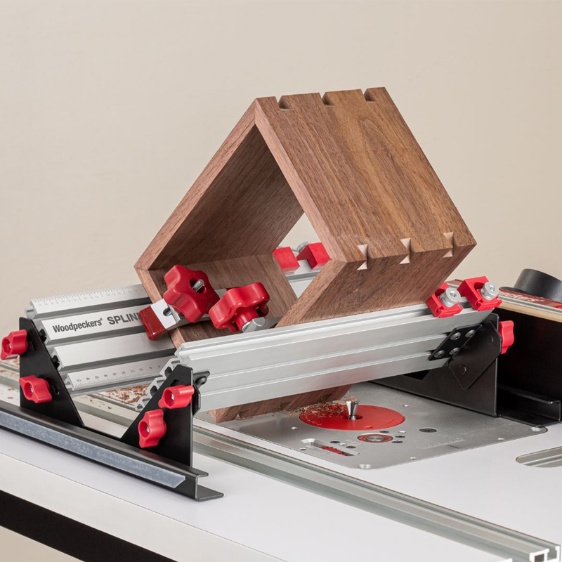 Woodpeckers Spline Jig voor frees- en cirkelzaagtafel