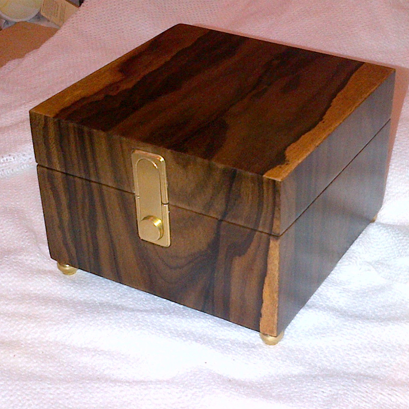 Brusso JB-828 kistsluiting 51 x 19 x 10 mm messing