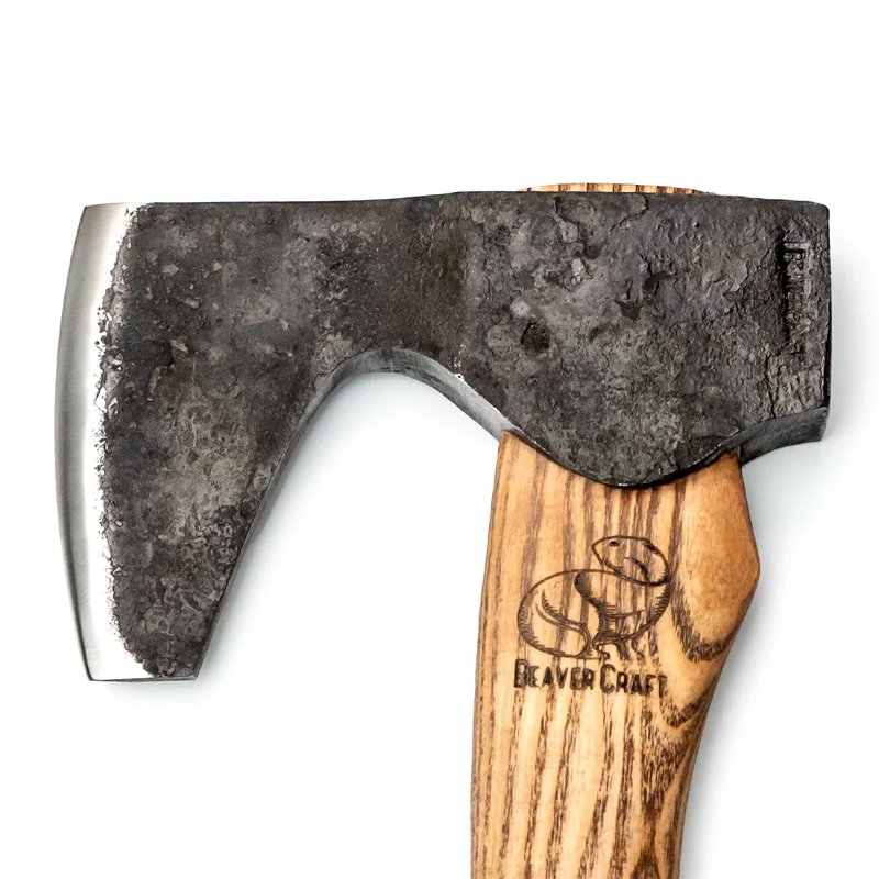 BeaverCraft AX6 kleine bijl met lange baard