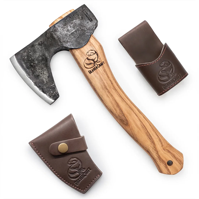 BeaverCraft AX6 kleine bijl met lange baard