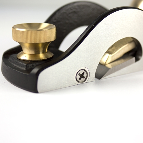 Lie-Nielsen vervangingsschroefje voor nicker in schaven