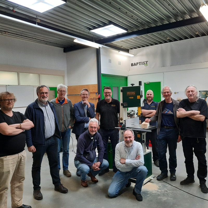 Presentatie 5 Record Power lintzaagmachine op vrijdag 31 oktober 2025 11:15