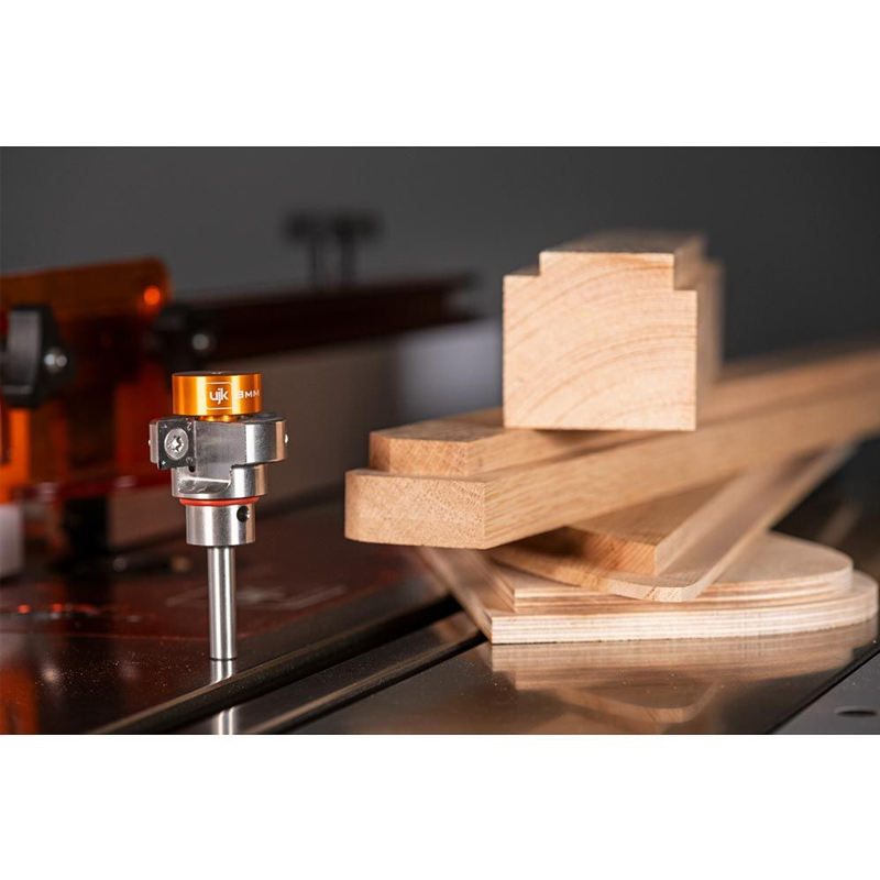 UJK sponnningfrees 8 mm schacht met metrische lagers in systainer