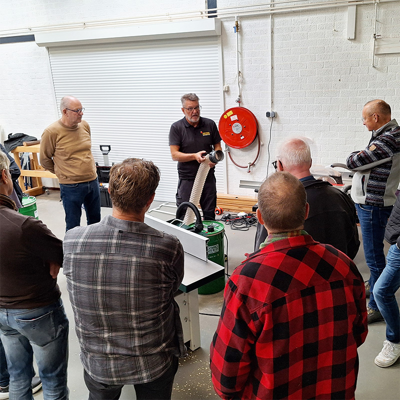Presentatie 1 Record Power vlak- en vandiktebank op donderdag 29 oktober 2026 13:00