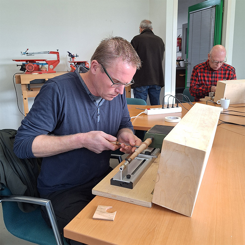Workshop 2 houten ring maken met Studio Mooibos op vrijdag 30 oktober 2026 middag - nog 1 plek vrij