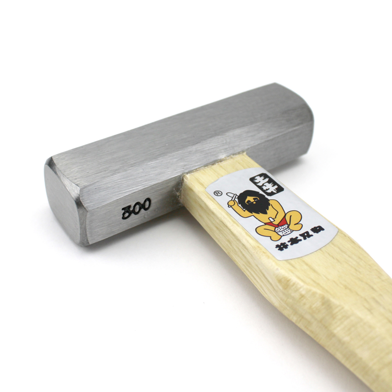 Japanse Genno hamer 8-hoek 300 gram