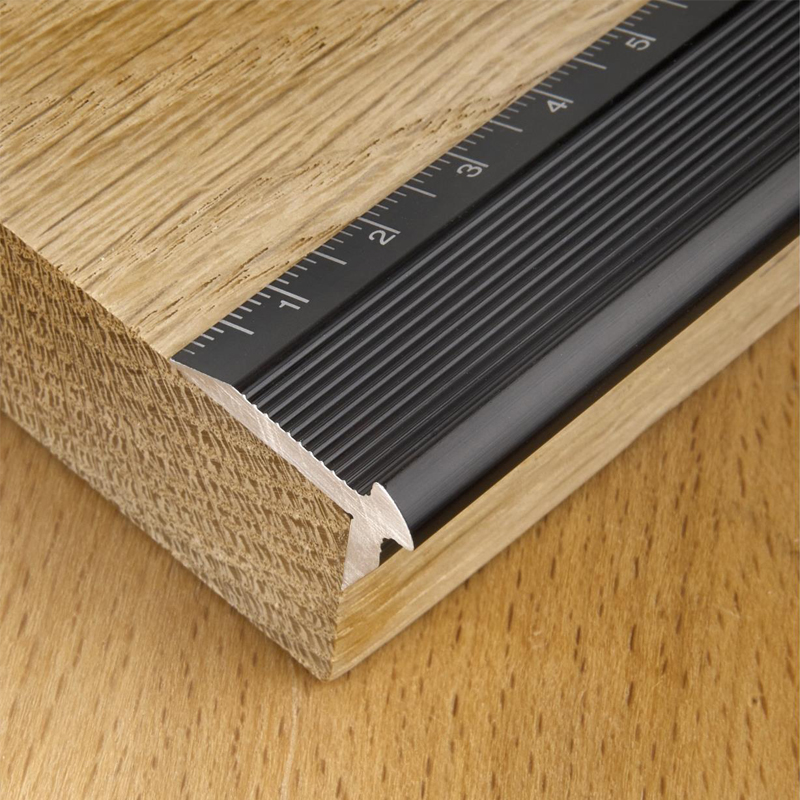 Veritas liniaal zwart aluminium met hoekstop 150 mm
