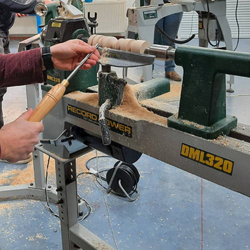 Workshop 2 houtdraaien met Hout onder Handen op vrijdag 10 oktober 2025 middag
