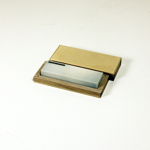 Harde Arkansas wetsteen 100 x 30 mm in houten kist