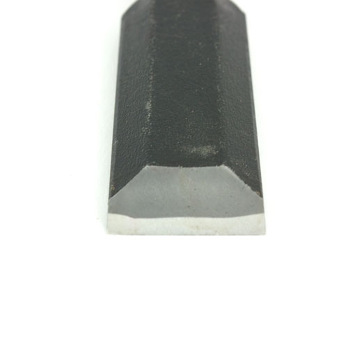 Japanse steekbeitel met wit eiken heft 24 mm