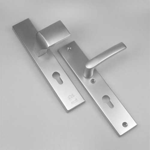 AMI voordeur veiligheidsgarnituur SKG** aluminium PC 72