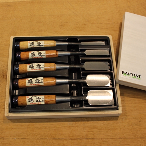 Japanse steekbeitelset met rood eiken heft 5-delig