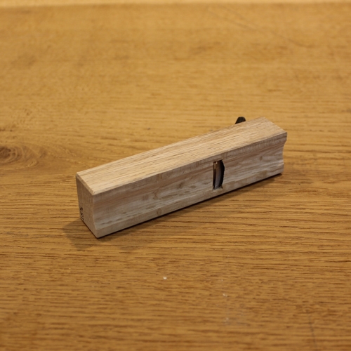 Japanse schaaf wit eiken 18 mm hol (bol profiel)