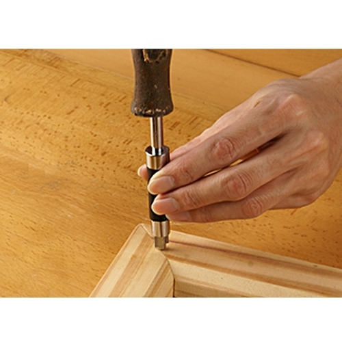 Nietslaghulpstuk voor lijsten