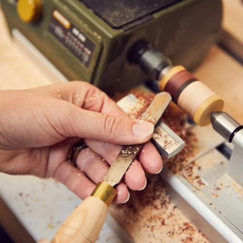 Workshop 1 houten ring maken met Studio Mooibos op vrijdag 11 april 2025 ochtend