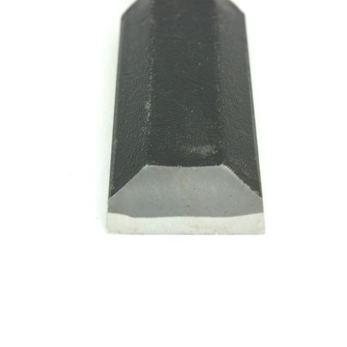 Japanse steekbeitel met wit eiken heft 24 mm